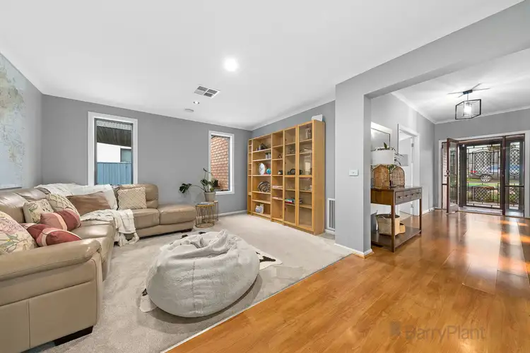Fourth view of Homely house listing, 5 Glade Court, Berwick VIC 3806