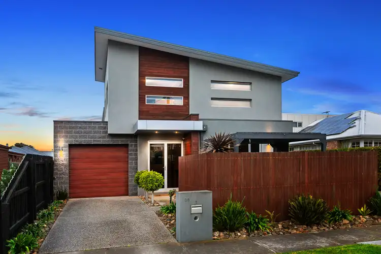 1/36 Davies Street, Altona VIC 3018