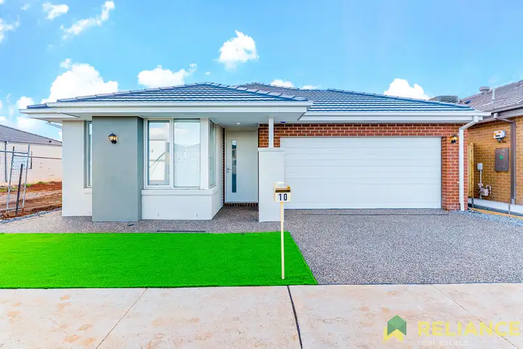 10 Sama Promenade, Truganina VIC 3029