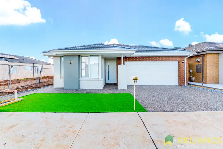 10 Sama Promenade, Truganina VIC 3029