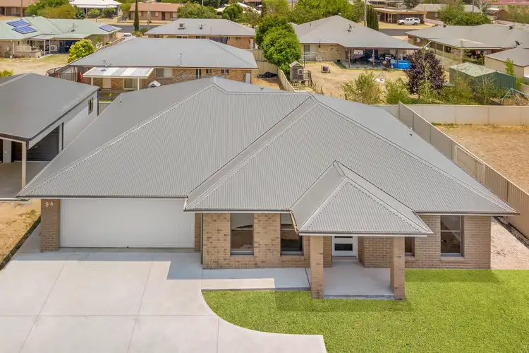 11 Darling Street, Eglinton NSW 2795