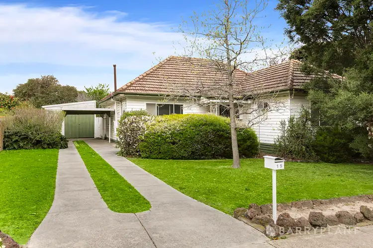 15 Glasgow Avenue, Reservoir VIC 3073
