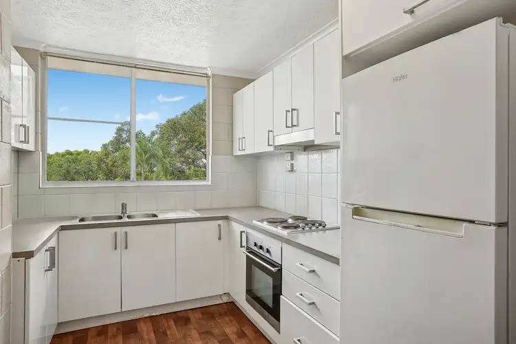 7/32 Carr Street, Hermit Park QLD 4812