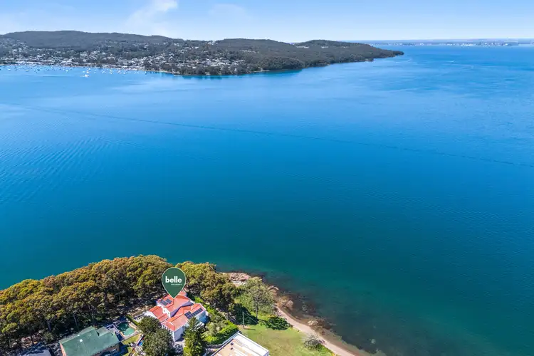 4 Wattle Street, Bolton Point NSW 2283