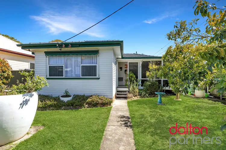 8 Newcastle Street, Hamilton North NSW 2292