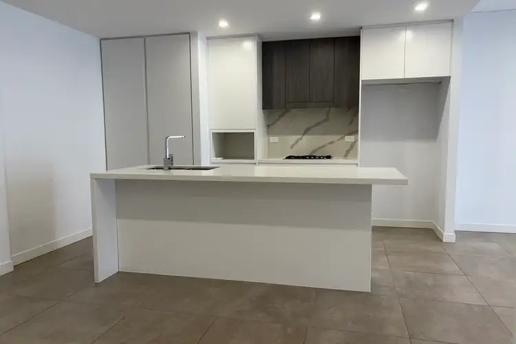 24/9-13 Goulburn Street, Warwick Farm NSW 2170