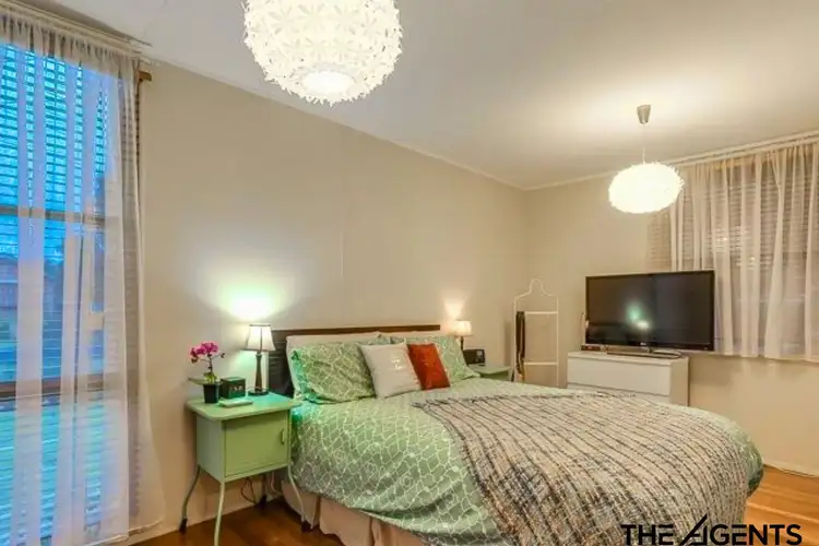 Fifth view of Homely house listing, 4 Centre Avenue, Werribee VIC 3030