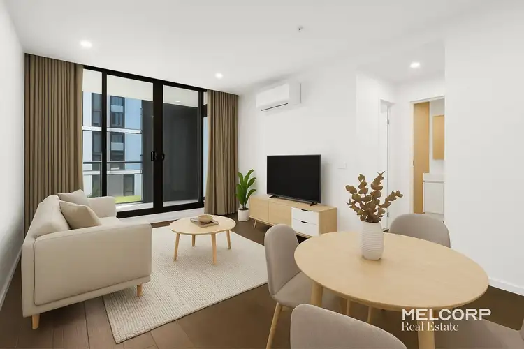 116/6 Dalgety Street