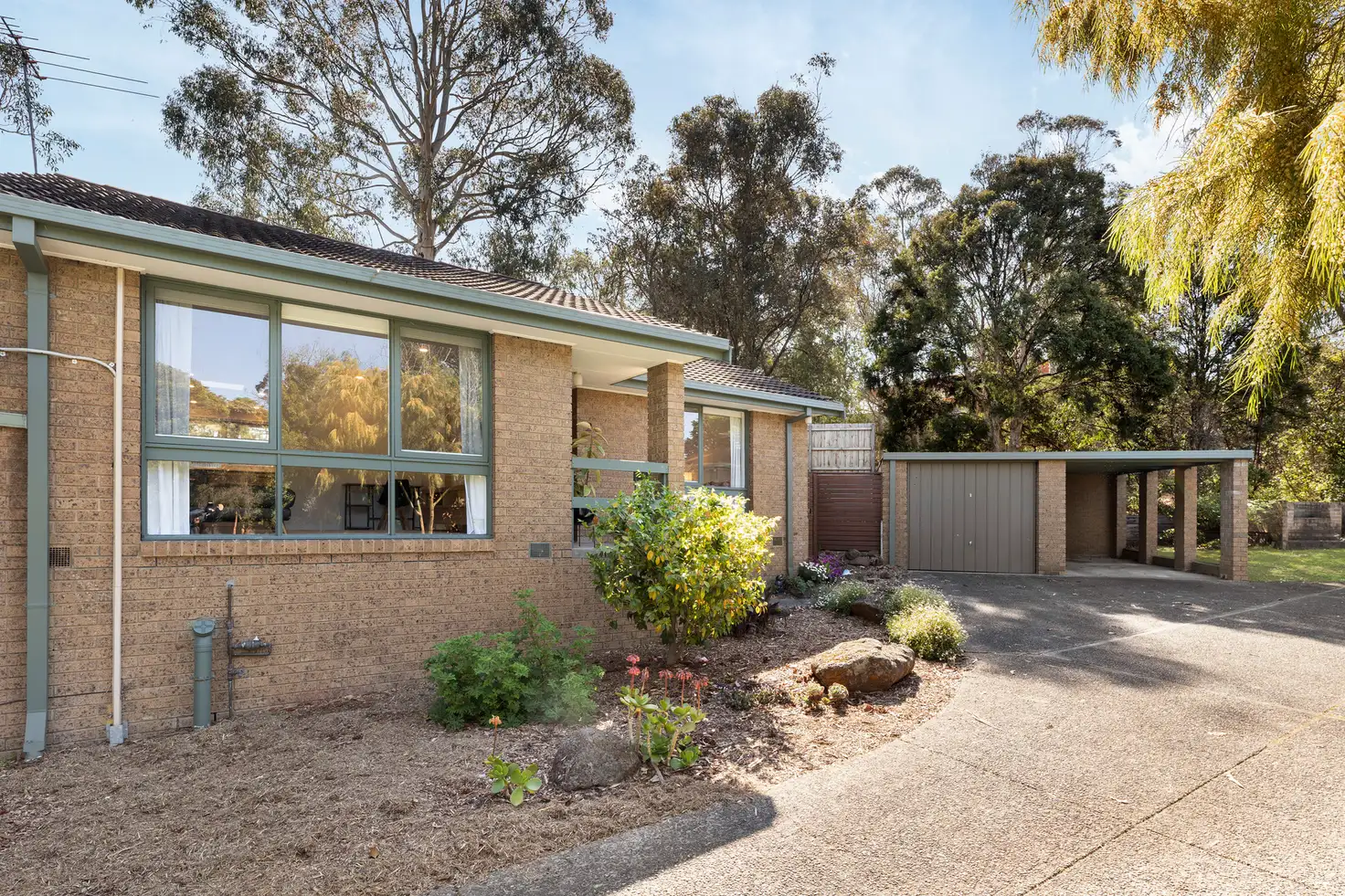 Main view of Homely house listing, 2/26-28 Rosedale Crescent, Ringwood East VIC 3135