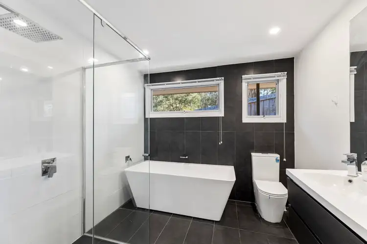 Fifth view of Homely house listing, 2/26-28 Rosedale Crescent, Ringwood East VIC 3135