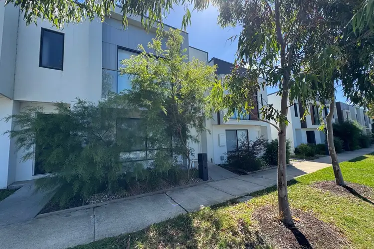 Main view of Homely townhouse listing, 19 Parkfield Drive, Charlemont VIC 3217