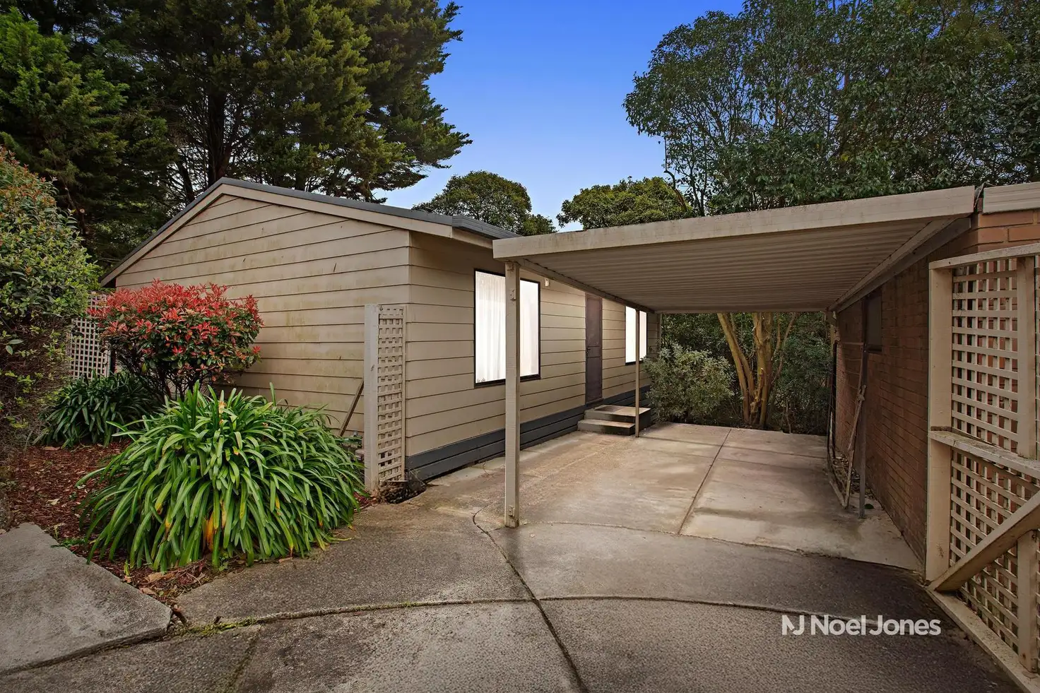 Main view of Homely unit listing, 2/681 Whitehorse Road, Mitcham VIC 3132
