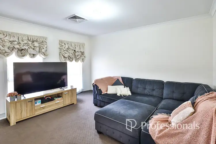 Second view of Homely house listing, 10 Barraclough Way, Mildura VIC 3500