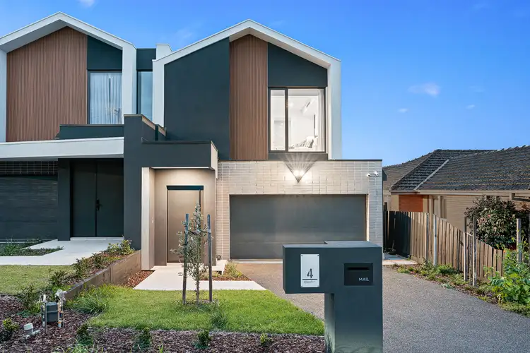4 Glenfern Avenue, Doncaster VIC 3108