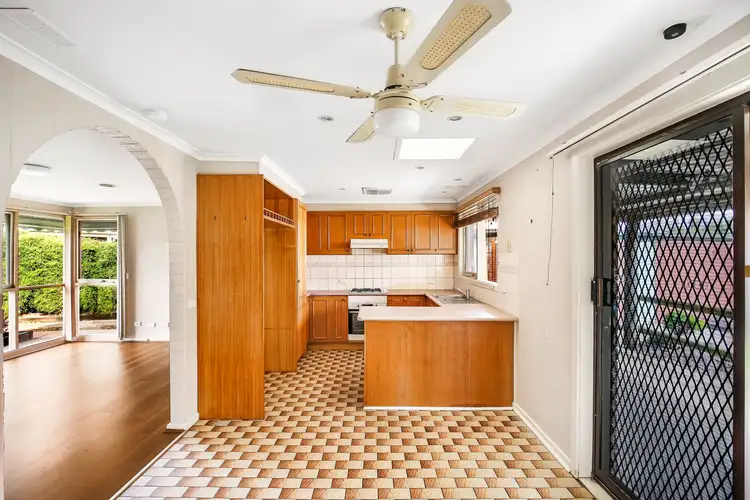 Second view of Homely house listing, 5 Derwent Court, Thomastown VIC 3074