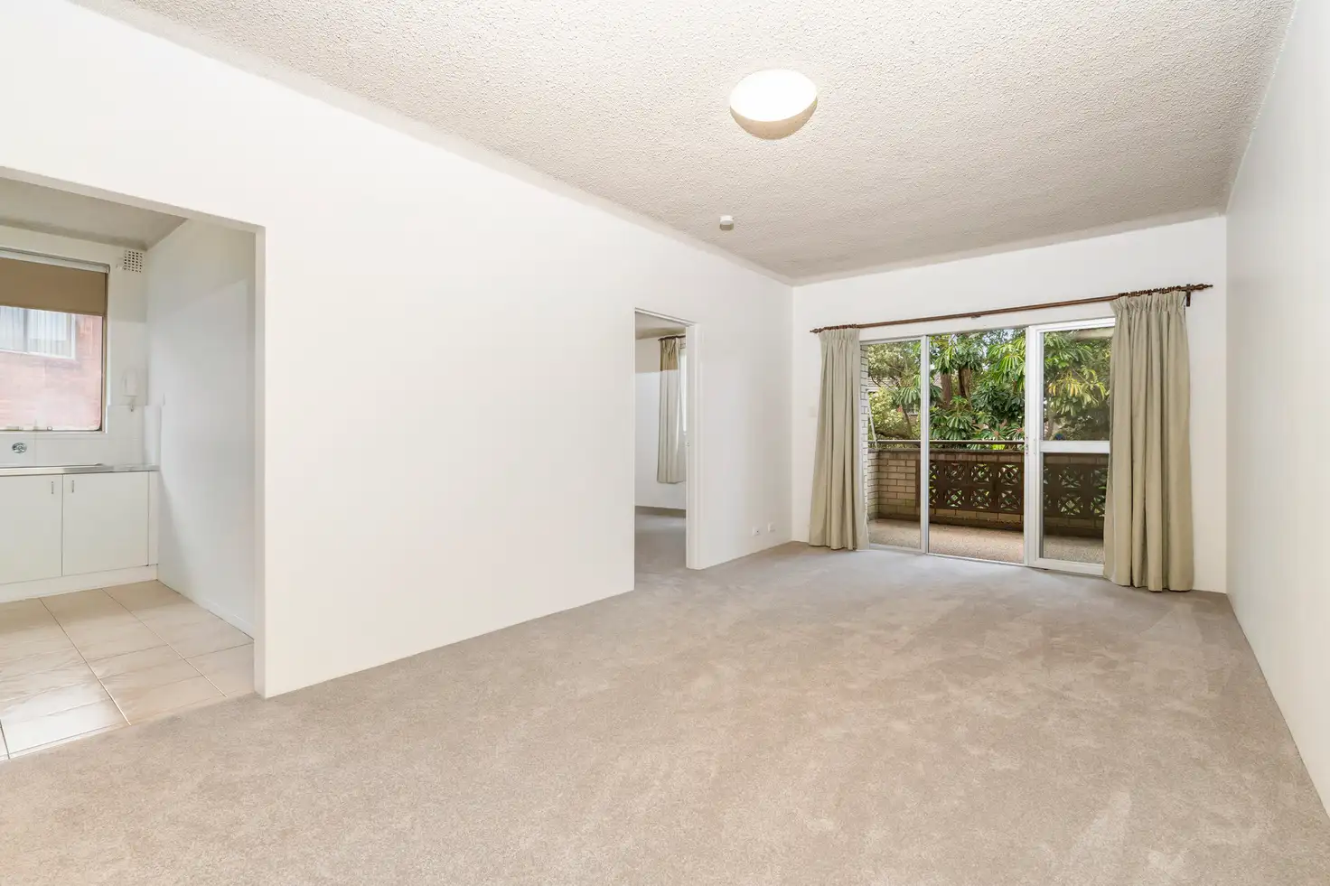 Main view of Homely unit listing, 11/6-8 The Strand, Rockdale NSW 2216