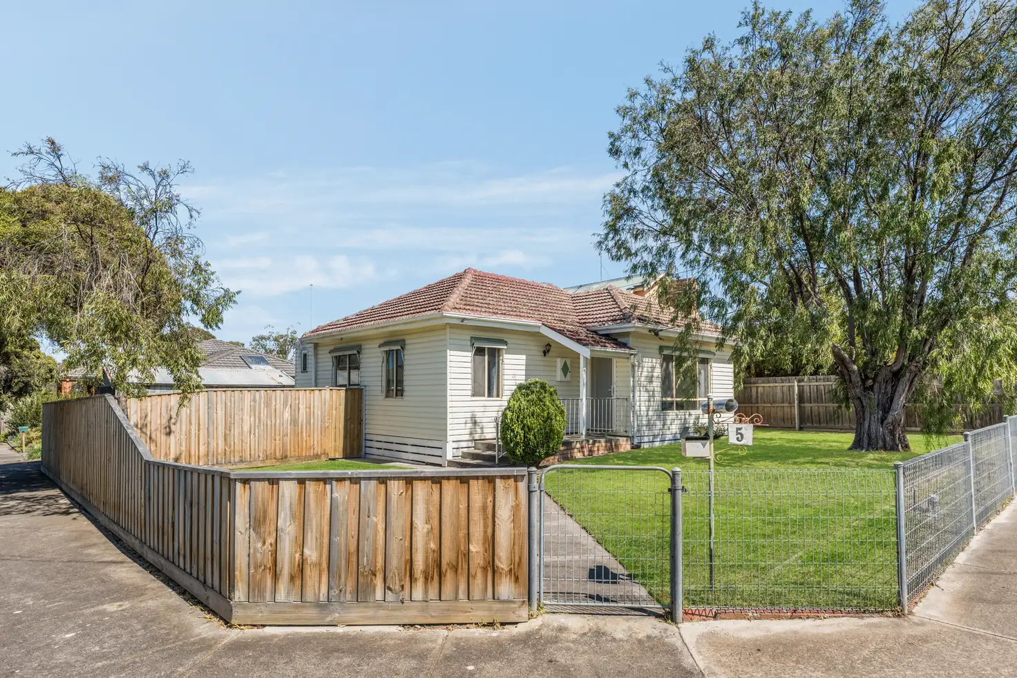 Main view of Homely house listing, 5 Davis Street, Belmont VIC 3216