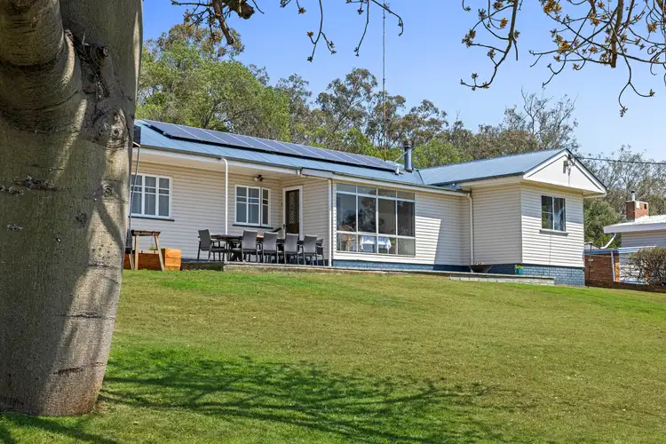 42 Toowoomba Road, Oakey QLD 4401