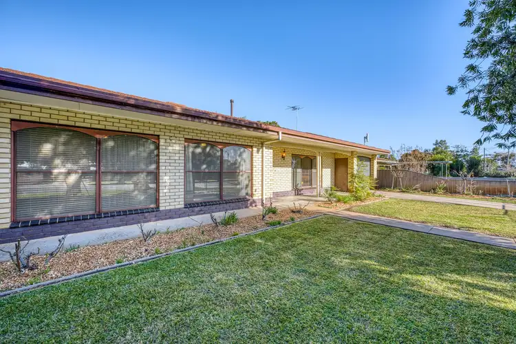 8 Hume Street, Dareton NSW 2717