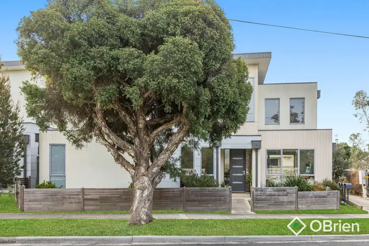 1/23B Gairloch Drive, Frankston VIC 3199