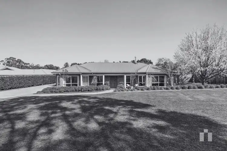 9-11 Flaxen Hills Road, Doreen VIC 3754