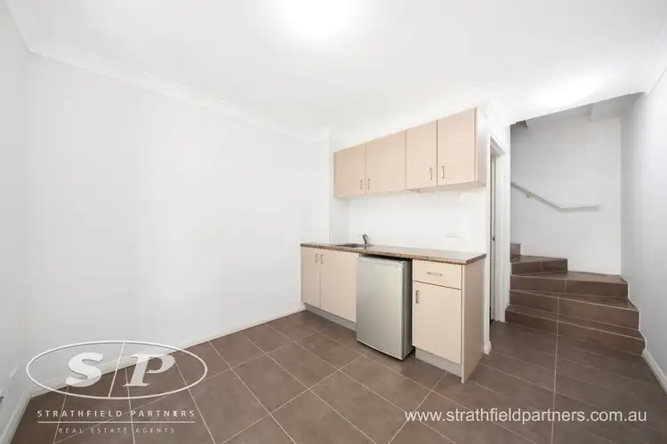./20a Centenary Road, Merrylands NSW 2160