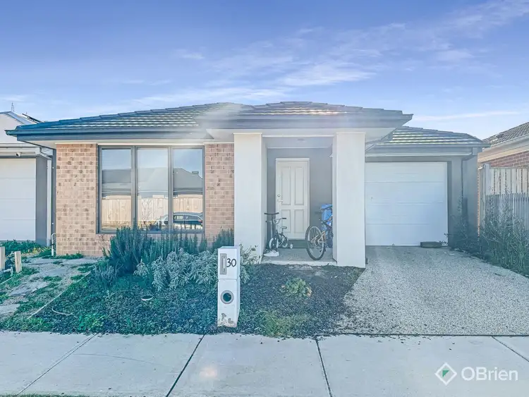 30 Carcoola Rise, Clyde North VIC 3978