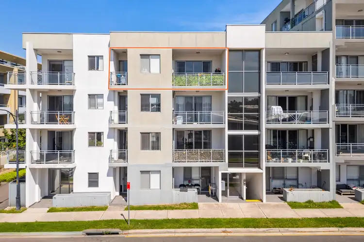 70/56 Lakeside Parade