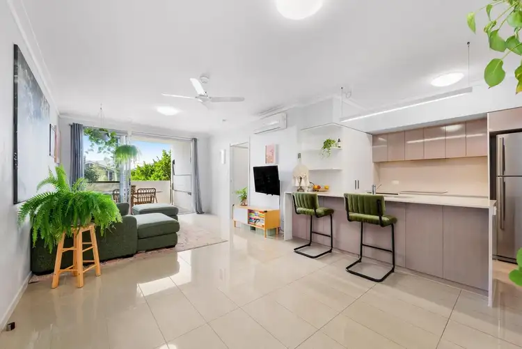 102/64 Kates Street, Morningside QLD 4170
