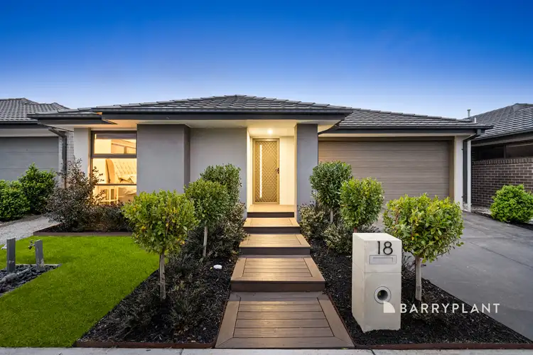 18 Millicent Parade, Officer VIC 3809
