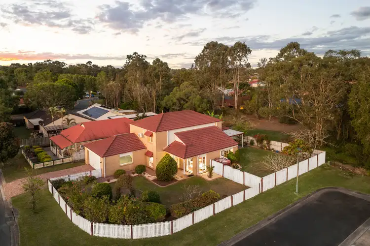 6 Birkenhead Crescent, Forest Lake QLD 4078
