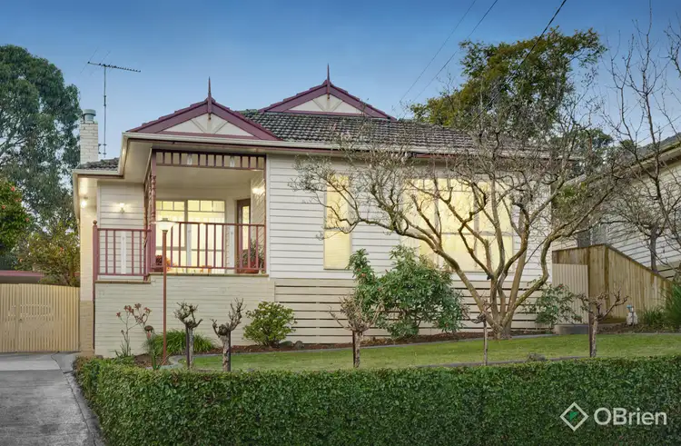 11 Leonard Street, Burwood VIC 3125