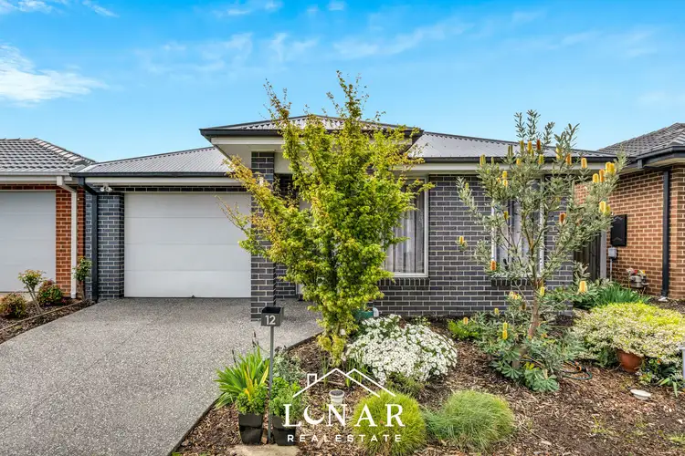 12 Doriemus Street, Cranbourne East VIC 3977