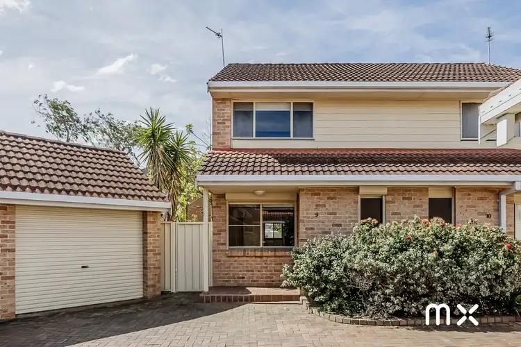 9/3 Commerce Drive, Lake Illawarra NSW 2528