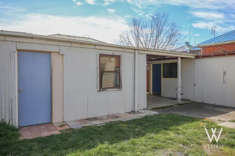 2/87 Adelaide Street, Blayney NSW 2799