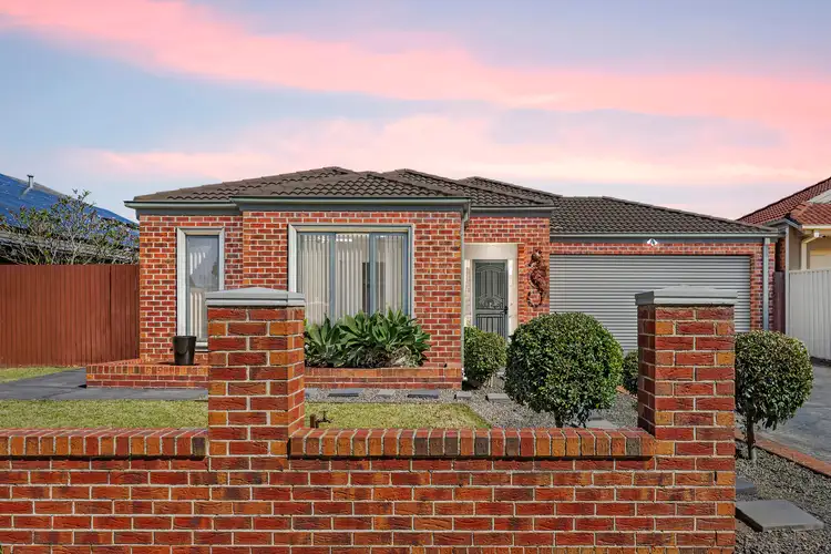 28 Shearwater Court, Taylors Hill VIC 3037
