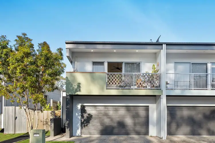 6 Birdie Place, Carbrook QLD 4130