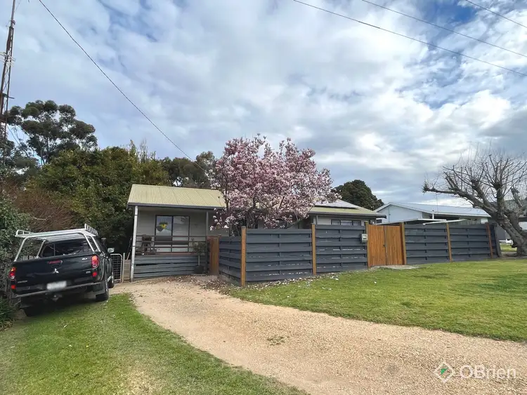 15 Scott Street, Bairnsdale VIC 3875