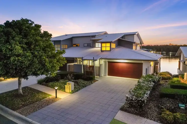 16/1 Manacor Place, Coombabah QLD 4216