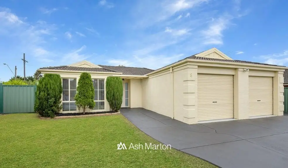 Main view of Homely house listing, 8 Oriana Grove, Skye VIC 3977