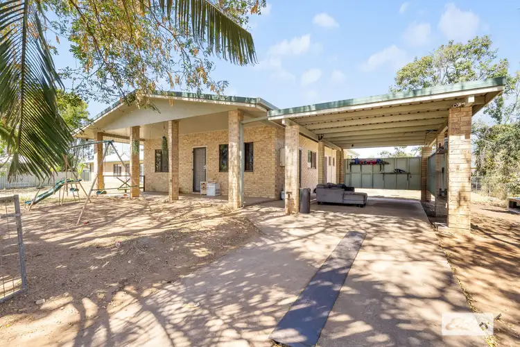 27 Martin Place, Emerald QLD 4720