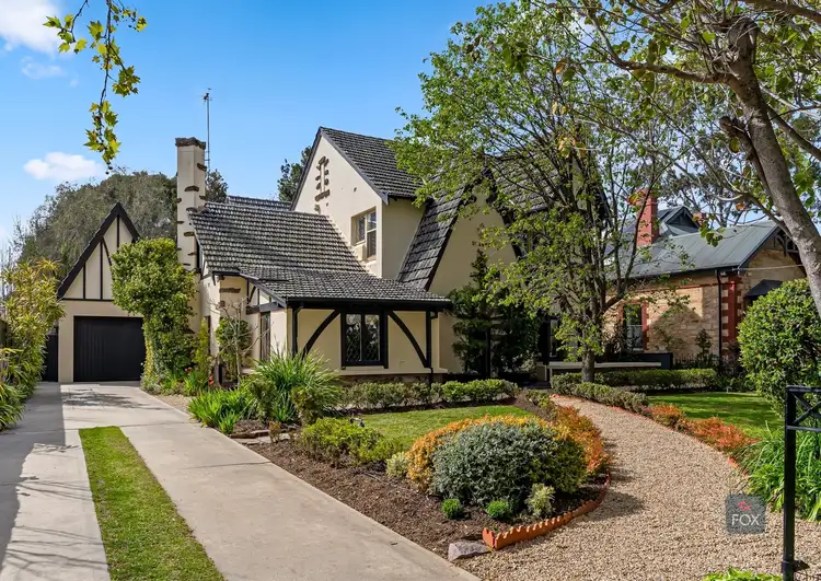 7 Bellevue Place