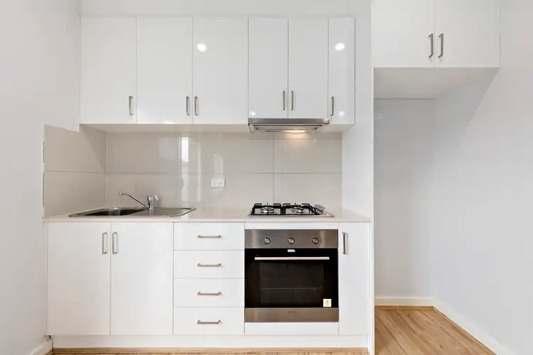 Fourth view of Homely townhouse listing, 6/3 Barry Street, Reservoir VIC 3073