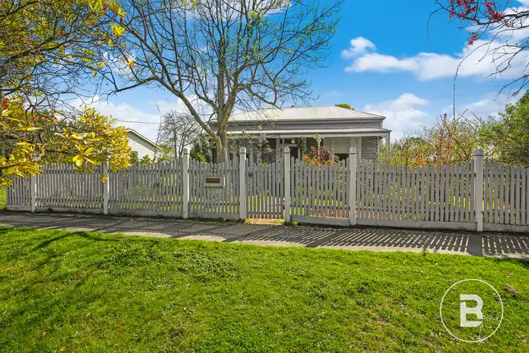 32 Lawrence Street, Beaufort VIC 3373