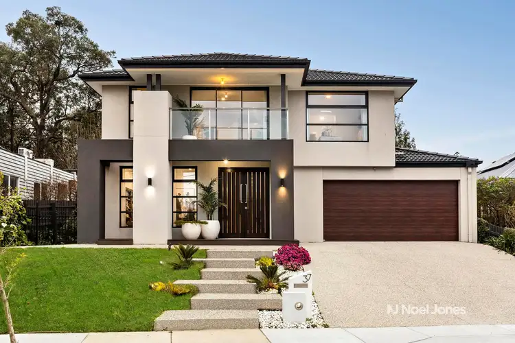 37 Barkly Terrace, Mitcham VIC 3132