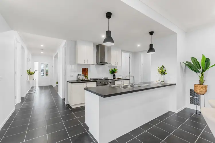 Sixth view of Homely house listing, 2 Mistral Way, Beveridge VIC 3753