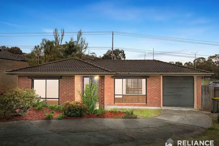 30 Linden Close, Meadow Heights VIC 3048