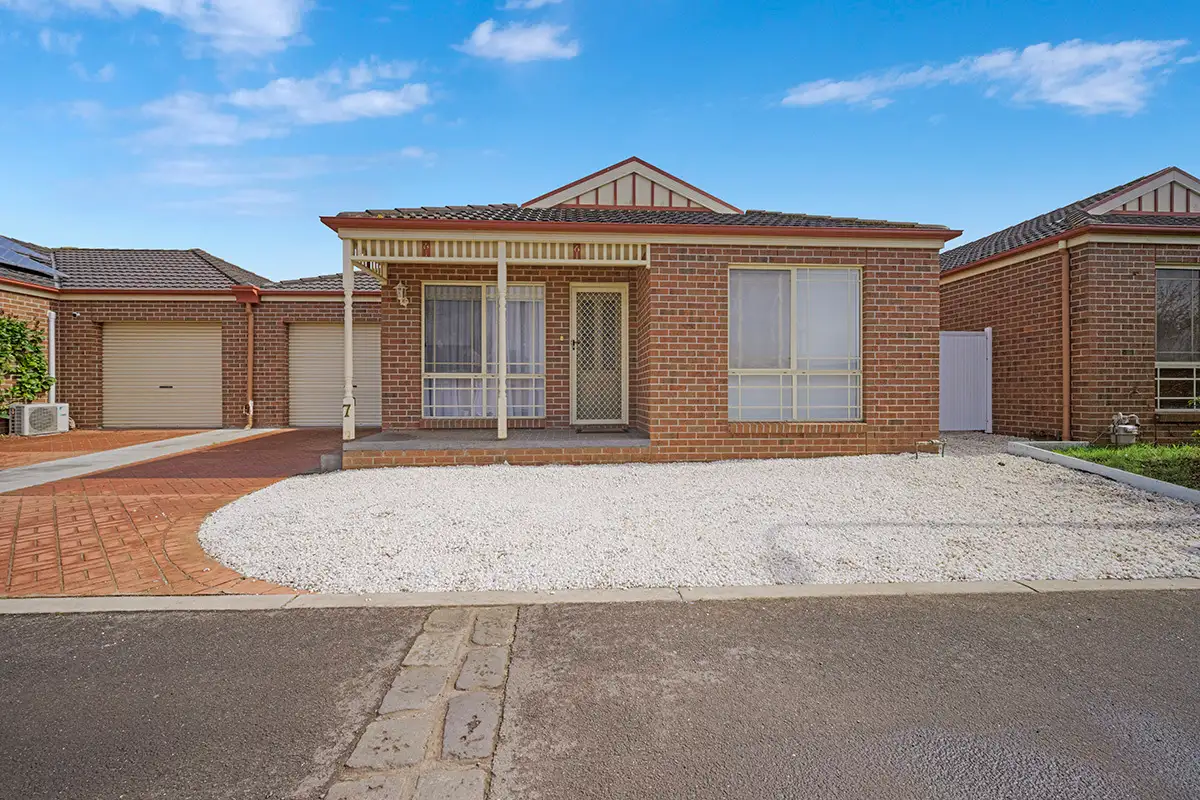 Main view of Homely unit listing, 7 Fletcher Lane, Warrnambool VIC 3280