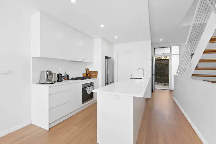 22/59 Darley Street East