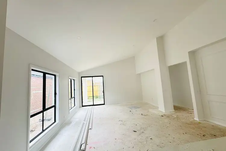 Sixth view of Homely house listing, 5 Rangeland Street, Mambourin VIC 3024